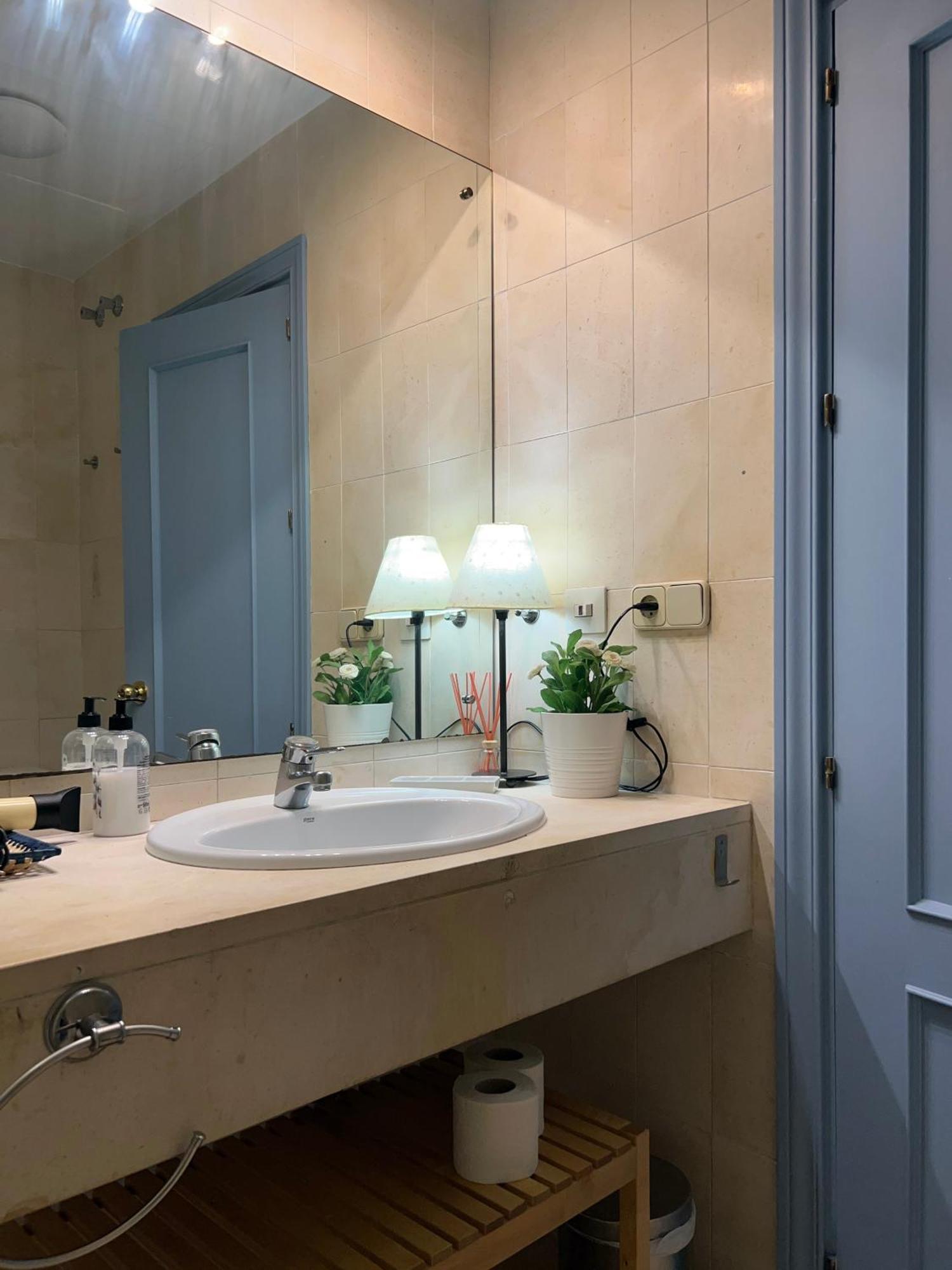 Estudio Suite San Vicente - Aloha Sevilla Luaran gambar