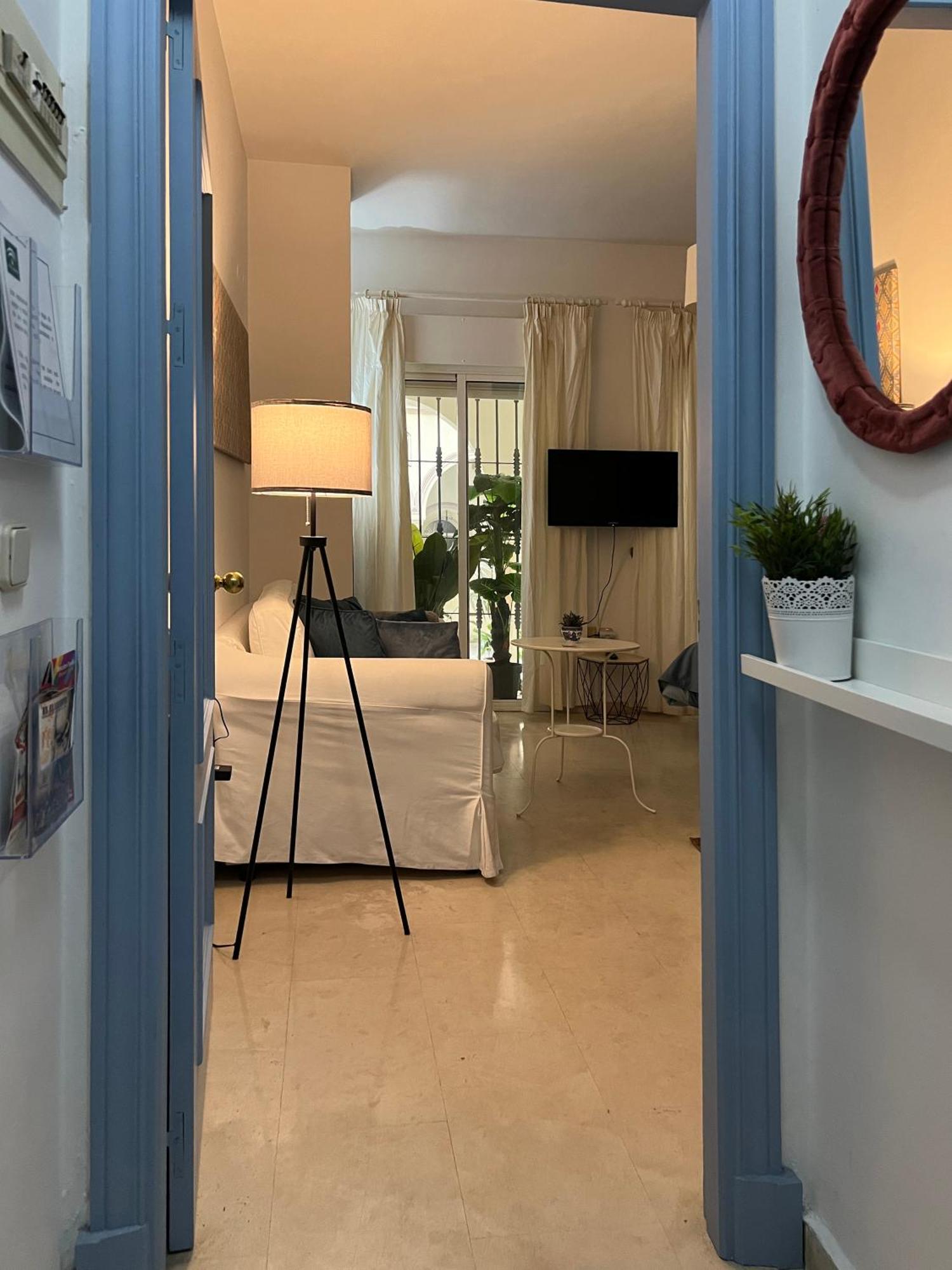 Estudio Suite San Vicente - Aloha Sevilla Luaran gambar